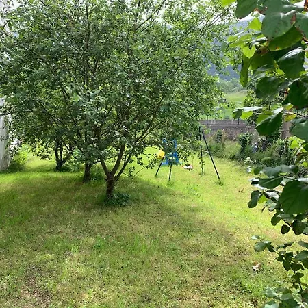 Casa De Chelo Y Eladio * Iruz