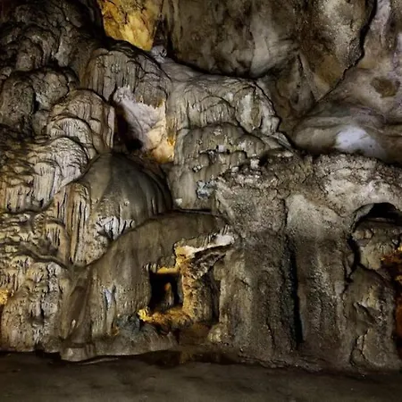 Casa De Chelo Y Eladio