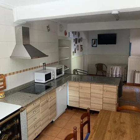 Casa De Chelo Y Eladio * Iruz